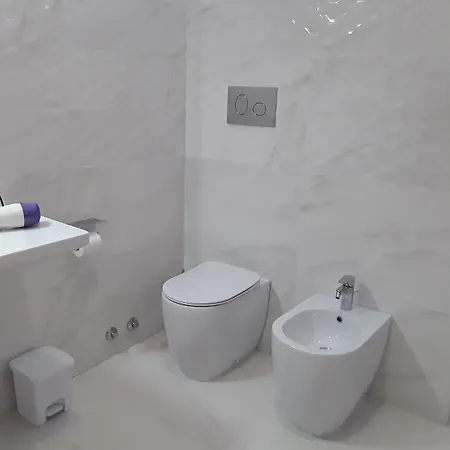 La Riviera Bed & Breakfast 3*